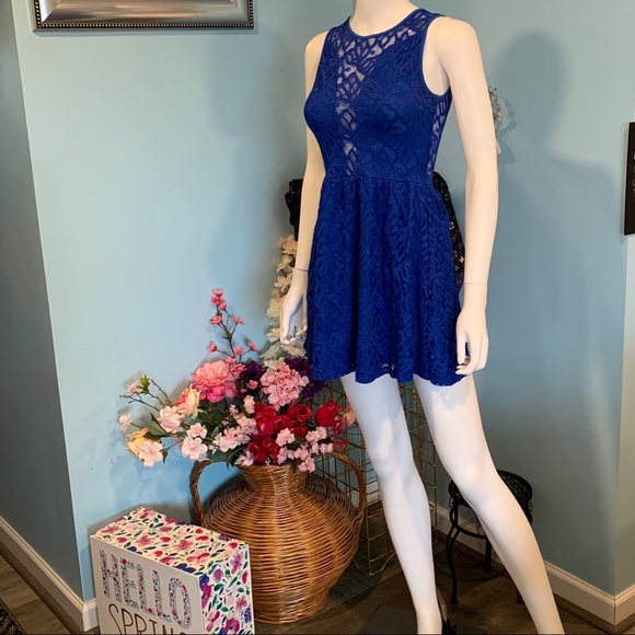 For Love And Lemons Dresses & Skirts - Beautiful For Love & Lemons 🍋 Lace Blue Dress!